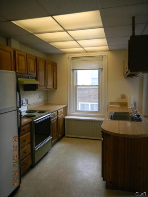 216 N 17th St unit 2, Allentown, PA 18104 - photo 4