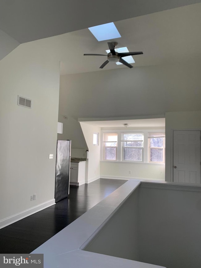 35 Windermere Ave unit 3RD FLOOR, Lansdowne, PA 19050 - photo 2