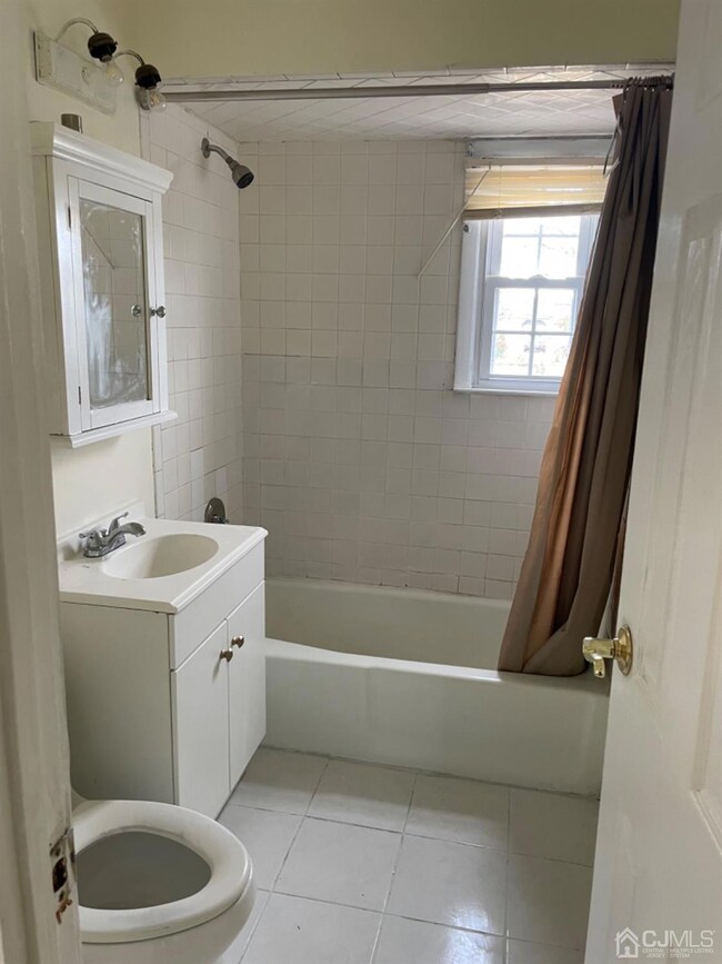 45 Reynolds St, Iselin, NJ 08830 - photo 6