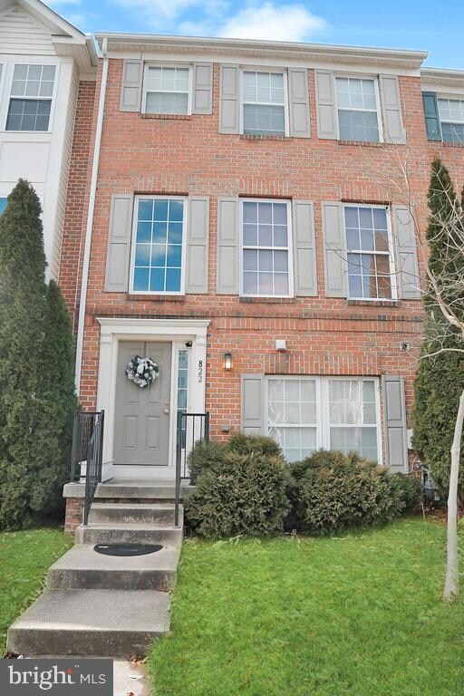 822 Lowe Rd, Middle River, MD 21220 - photo 2