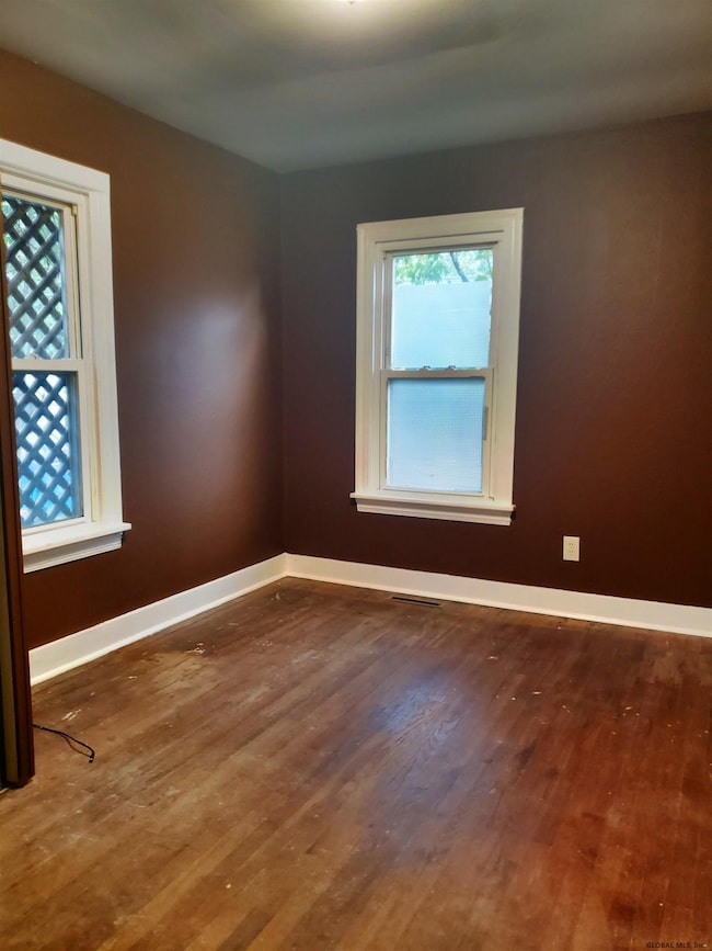 91 Park St, Gloversville, NY 12078 - photo 5