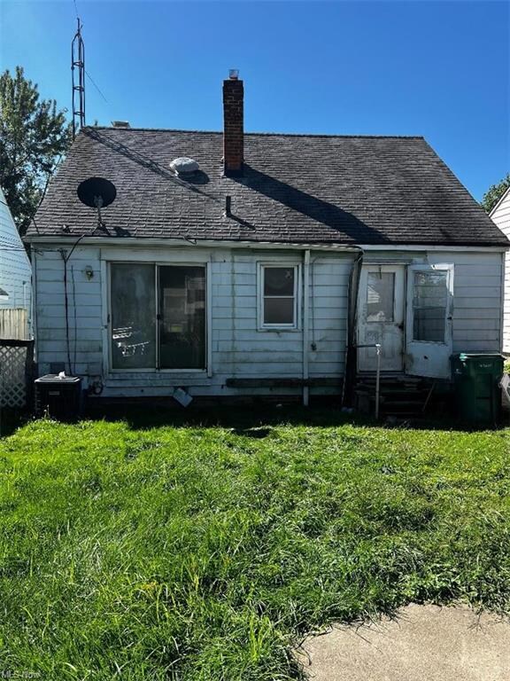 Back of property wit