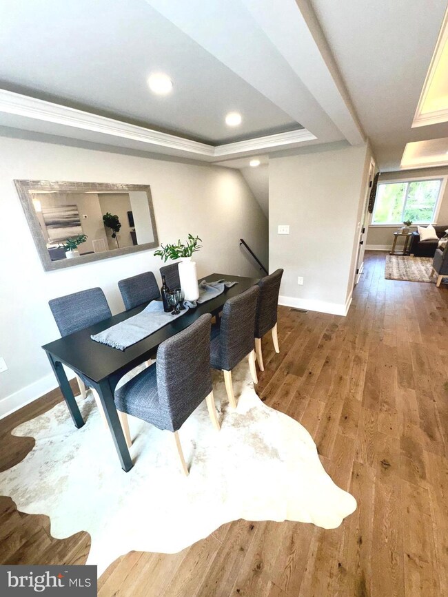 3817 Stokes Dr, Baltimore, MD 21229 - photo 7