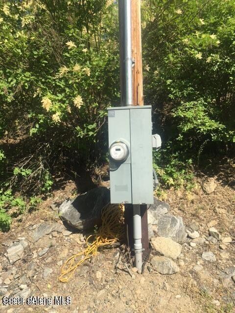 Power pole