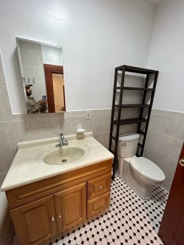 55 W Seventh St unit 1, Boston, MA 02127 - photo 7