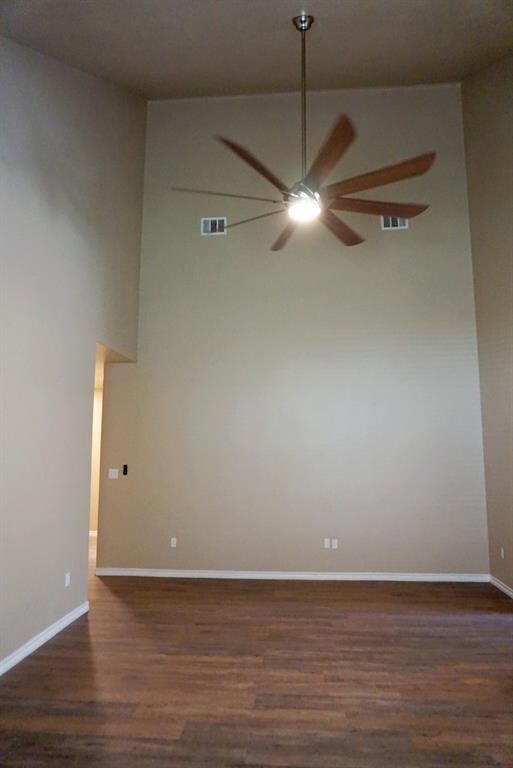 622 E 8th St, Bonham, TX 75418 - photo 3