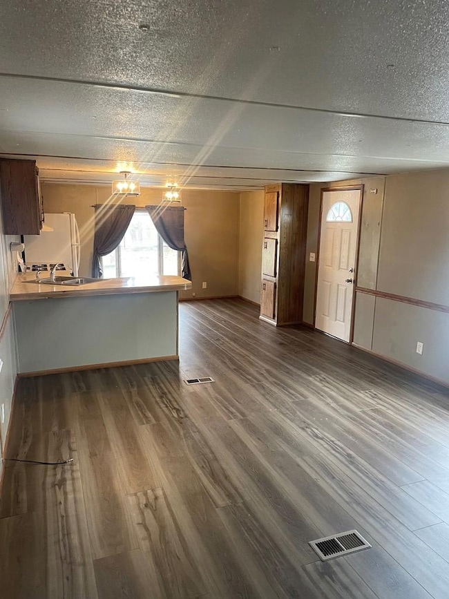 19398 Ohio 772, Waverly, OH 45690 - photo 4