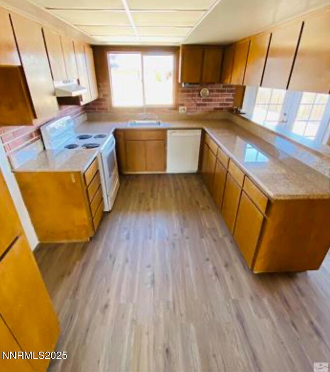 110 N Taylor St, Fallon, NV 89406 - photo 6