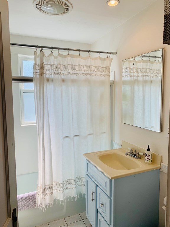 4 Linden Ct unit 2, Brookline, MA 02445 - photo 7