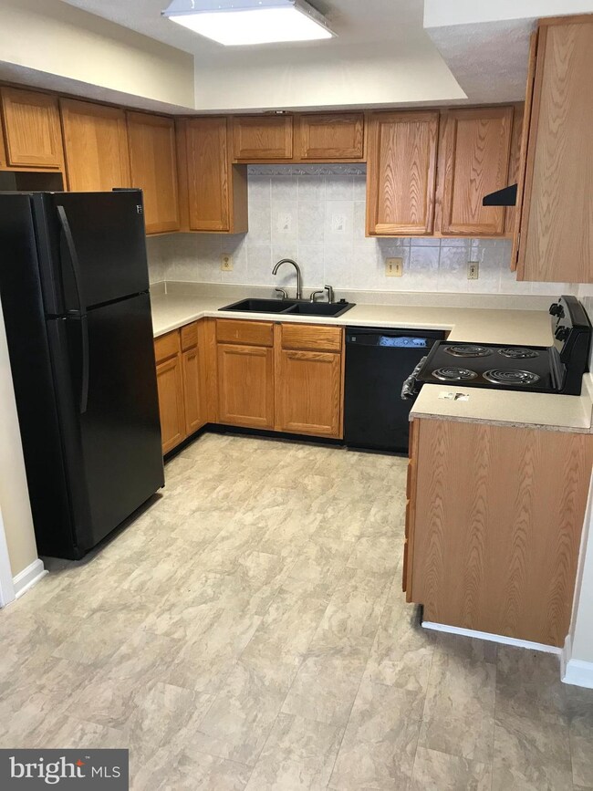 604 Stillwater Place, Bowie, MD 20721 - photo 5