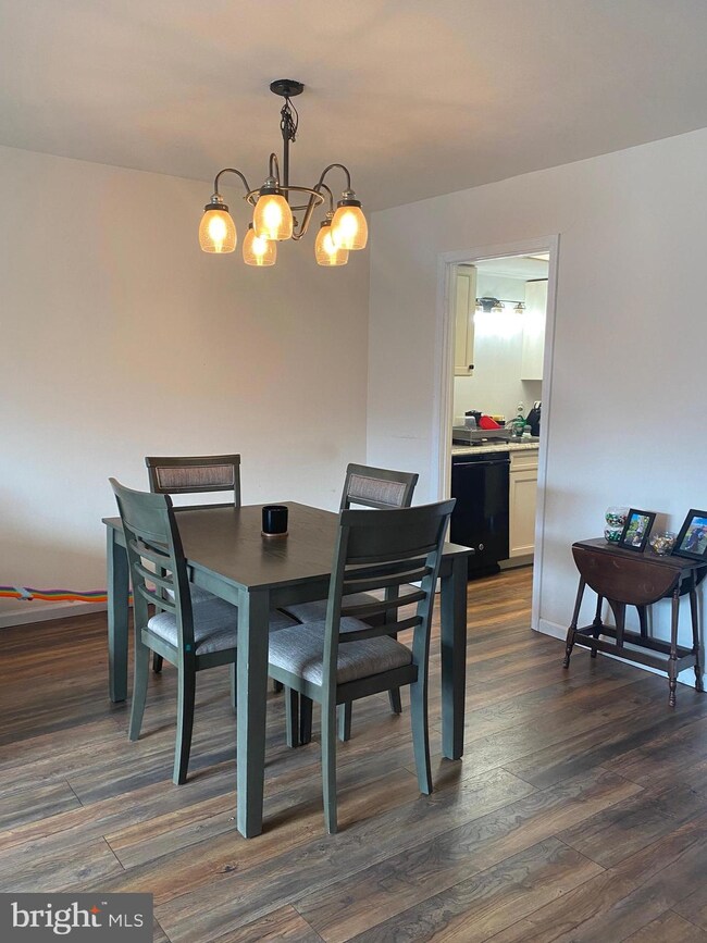 1330 Putnam Blvd unit 28, Wallingford, PA 19086 - photo 4