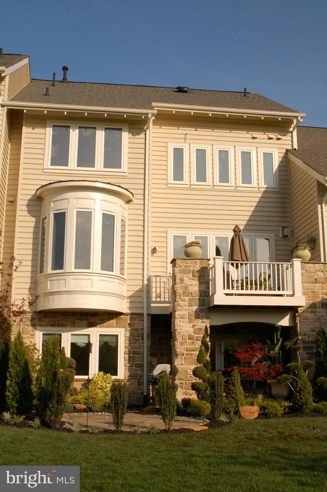 8751 Boulder Ridge Rd, Laurel, MD 20723 - photo 2