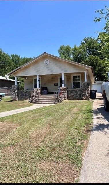 235 S Oak Ave, Shawnee, OK 74801 - photo 3