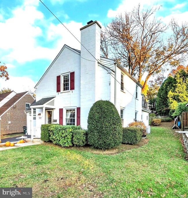 737 Seminole Ave, Jenkintown, PA 19046 - photo 2