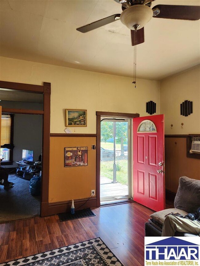 611 Gilbert Ave, Terre Haute, IN 47807 - photo 2