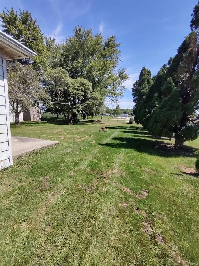 9871 S Evans Rd, Brookston, IN 47923 - photo 5