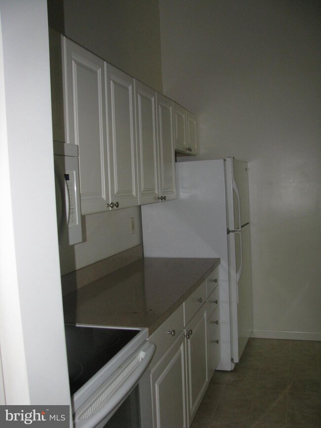 204 Juneberry Way unit 3, Glen Burnie, MD 21061 - photo 4