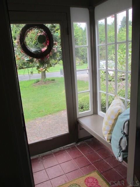 730 Viewmont Ave, Johnstown, PA 15905 - photo 4