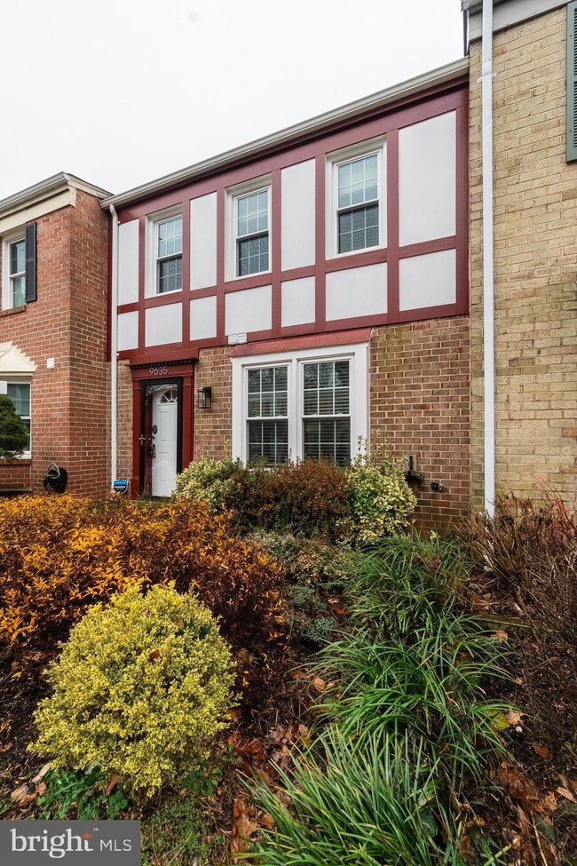 9635 Nonquitt Dr, Fairfax, VA 22031 - photo 3
