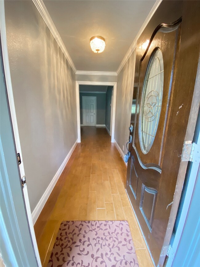 5314 Shady Oaks Ln, Friendswood, TX 77546 - photo 2