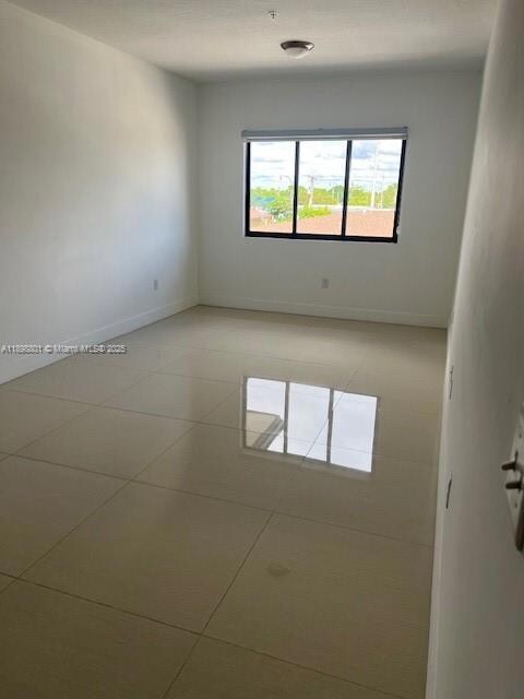 885 E 1st Ave unit 306, Hialeah, FL 33010 - photo 5