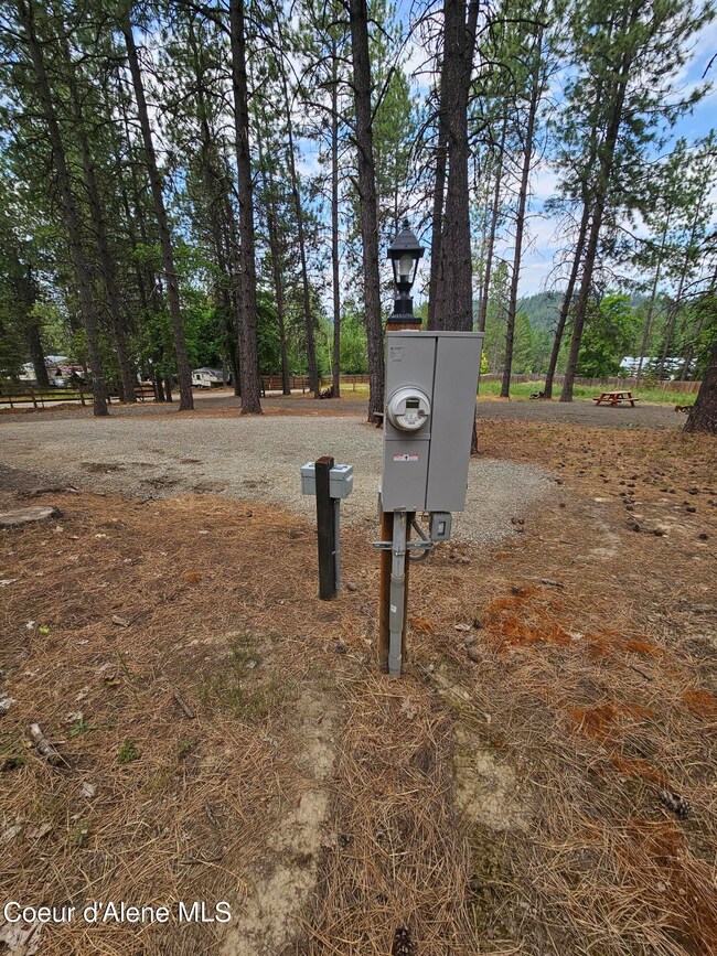ADDITIONAL OUTLETS