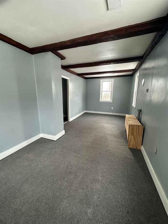 113 Portland Ave unit D, Dover, NH 03820 - photo 2