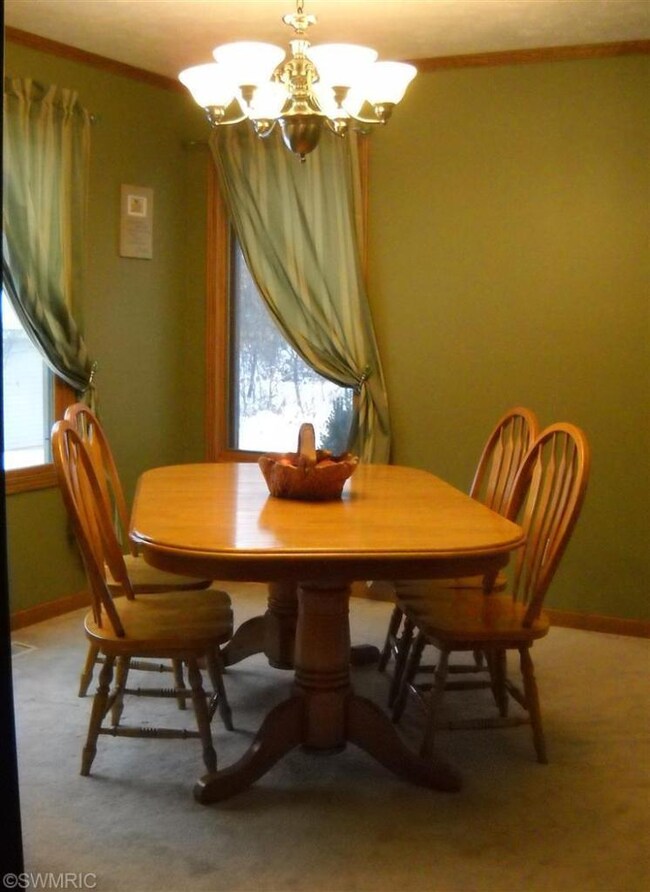 9581 Chickadee Dr, Newaygo, MI 49337 - photo 5