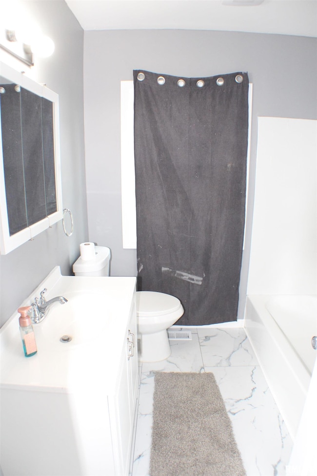 2122 E 12th St, Davenport, IA 52803 - photo 7