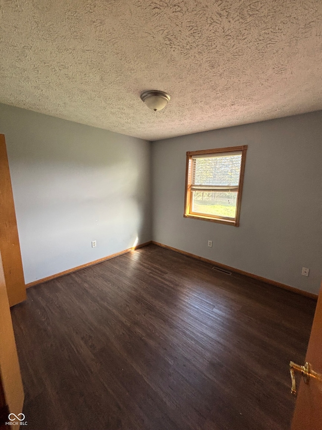 7951 Murrelet St, Hobart, IN 46342 - photo 3