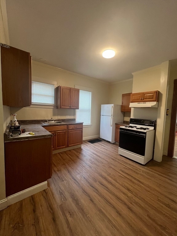 2 Superior St unit 1, Swampscott, MA 01907 - photo 4