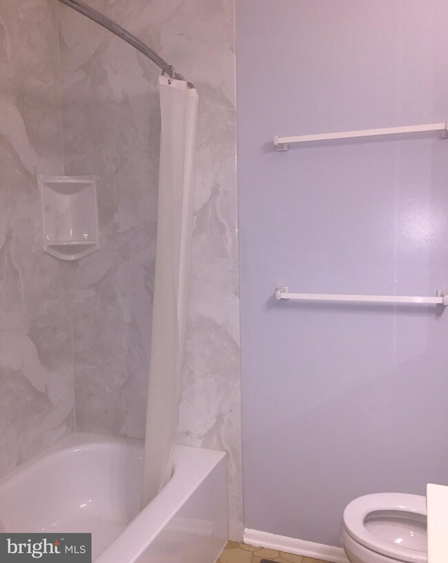 570 Jamestown Ct, Edgewood, MD 21040 - photo 4