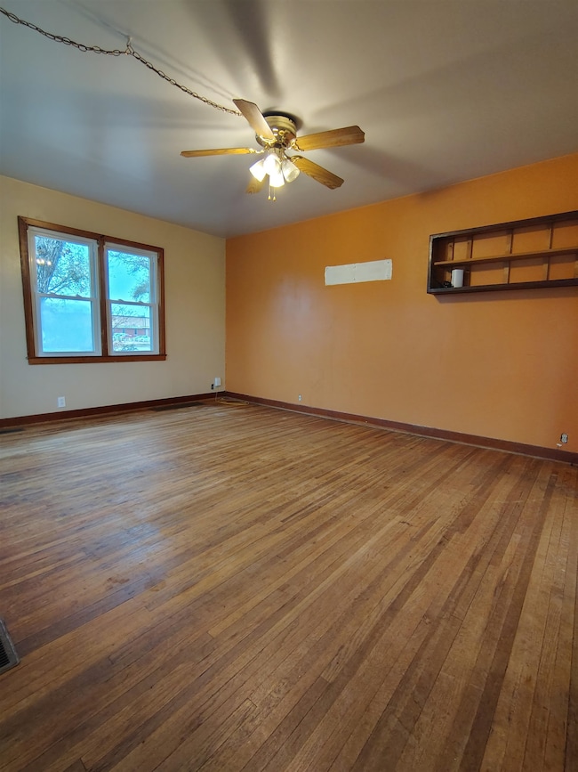 404 E Main St, Pretty Prairie, KS 67570 - photo 6
