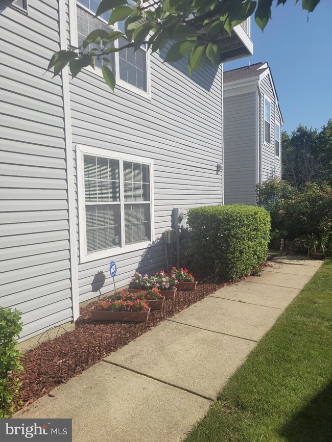 16313 Ellipse Terrace, Bowie, MD 20716 - photo 2