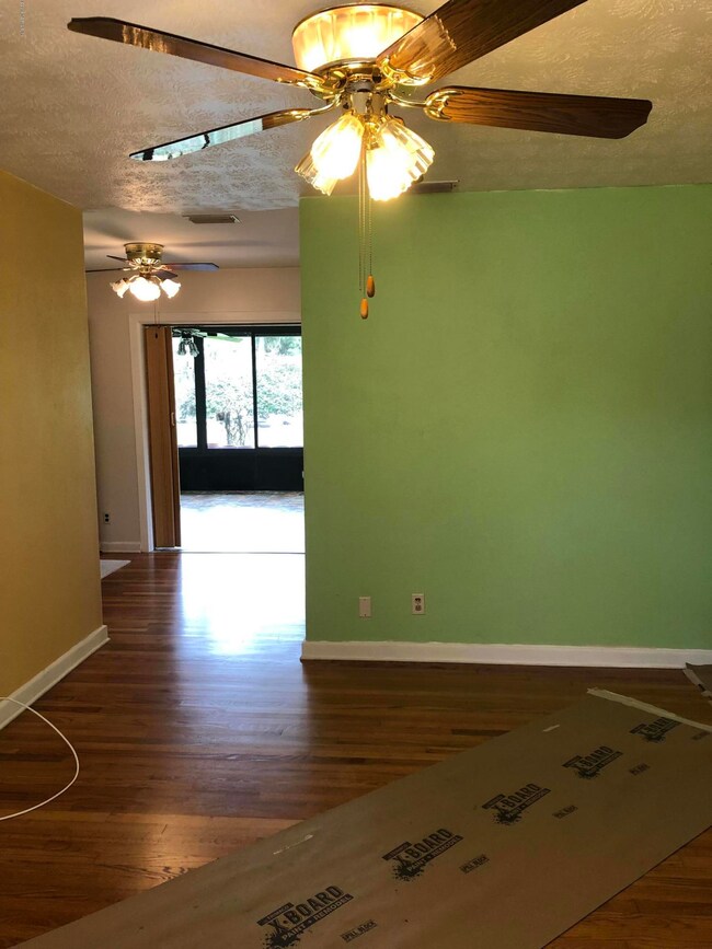 2149 Tegner Dr, Jacksonville, FL 32210 - photo 6