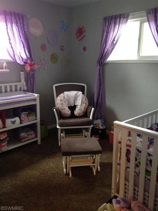 328 N Locust St, Wayland, MI 49348 - photo 6