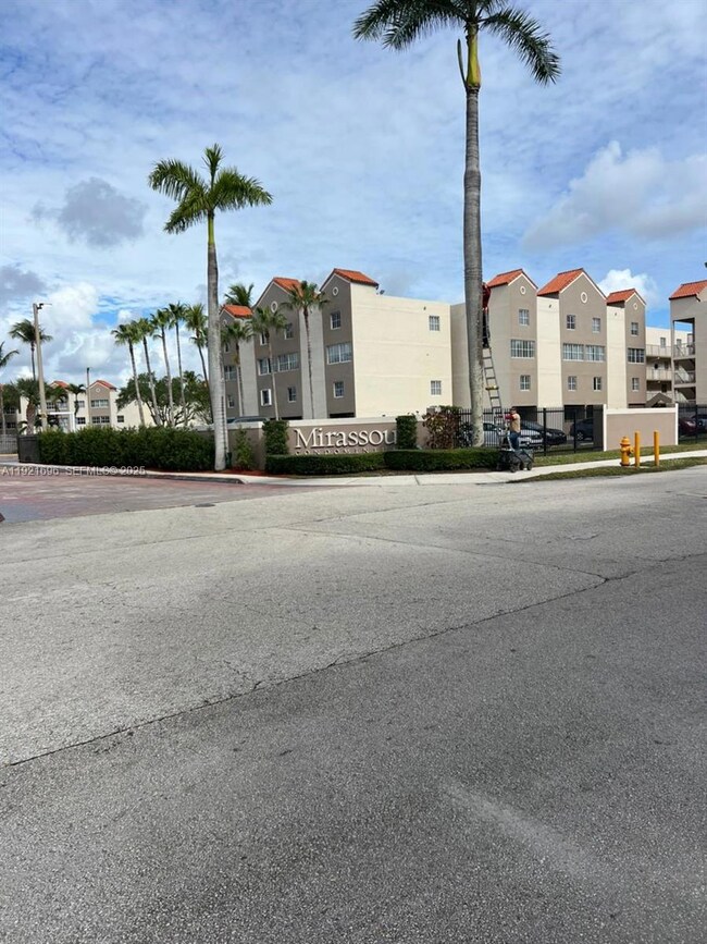 Mirassou Condominium unit 102, Hialeah, FL 33015 - photo 4