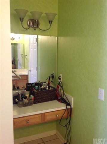 extra vanity