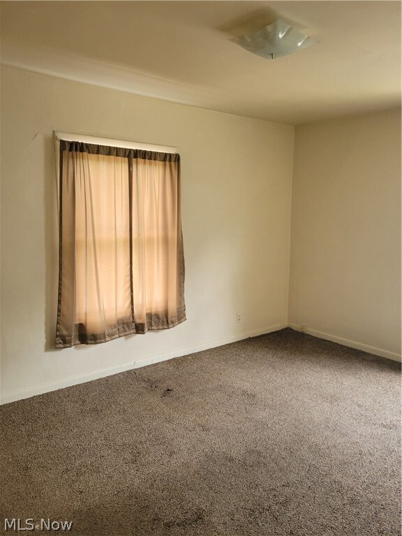 Spare room with carpet