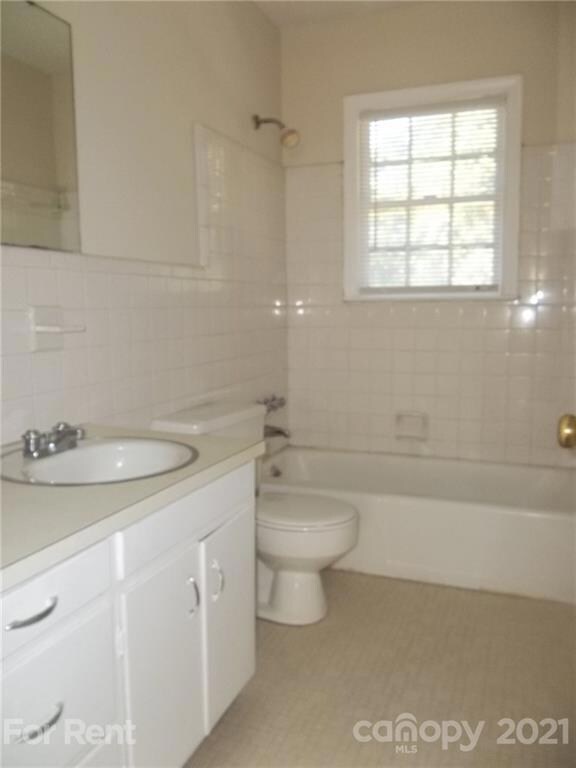 4227 Walker Rd unit 6, Charlotte, NC 28211 - photo 6