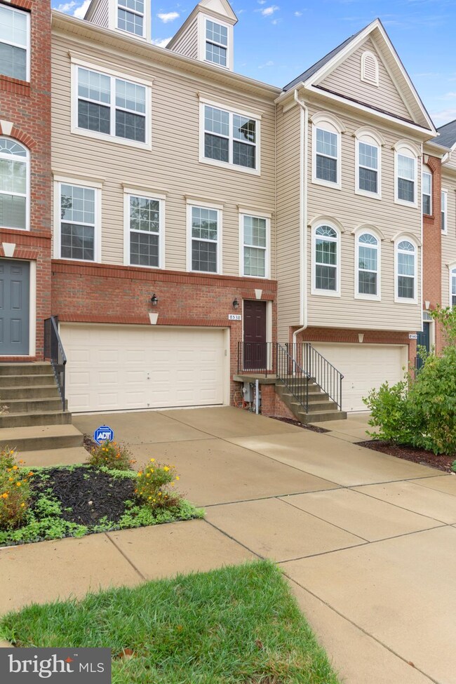 8538 Crooked Tree Ln, Laurel, MD 20724 - photo 3