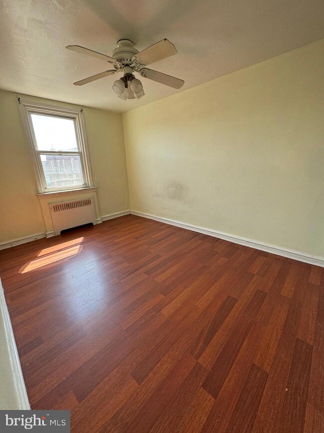 6829 Horrocks St, Philadelphia, PA 19149 - photo 5