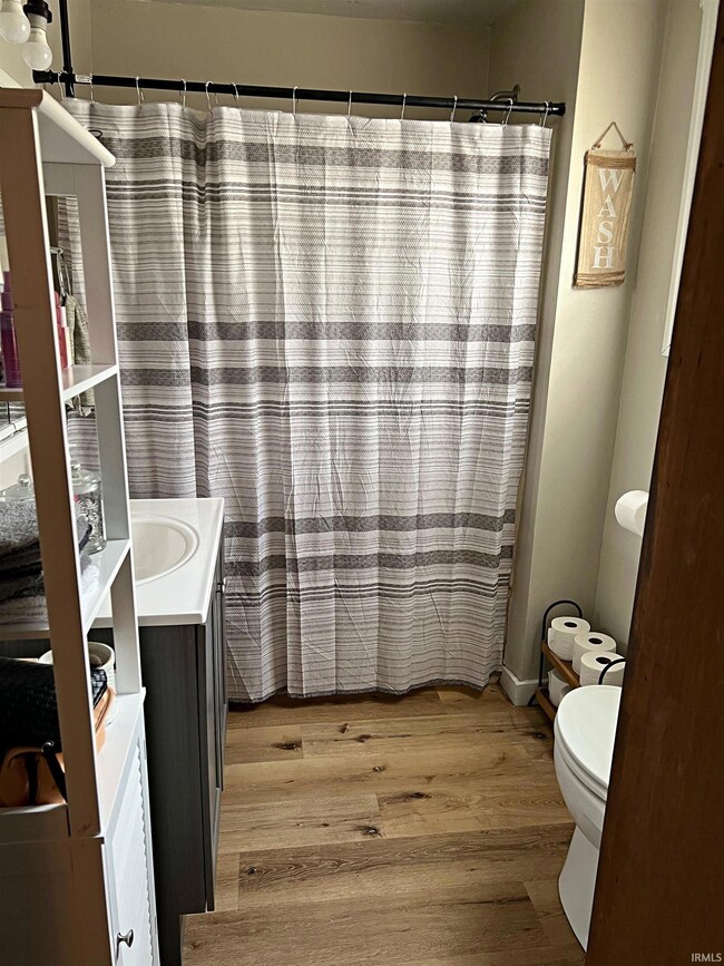 569 F St NE, Linton, IN 47441 - photo 7