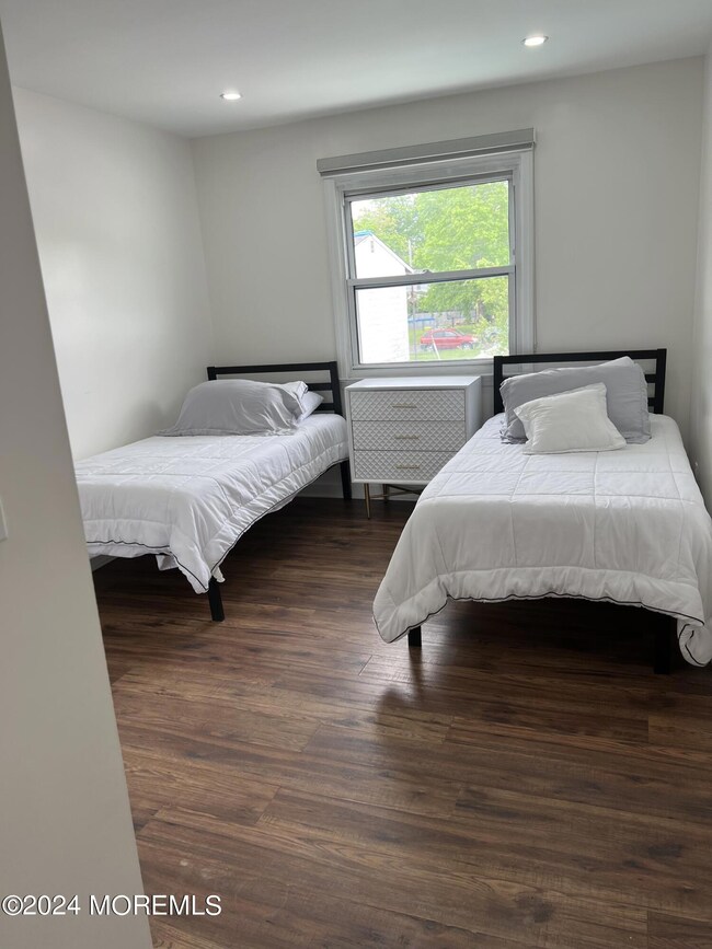 1202 Thomas Ave, Oakhurst, NJ 07755 - photo 5