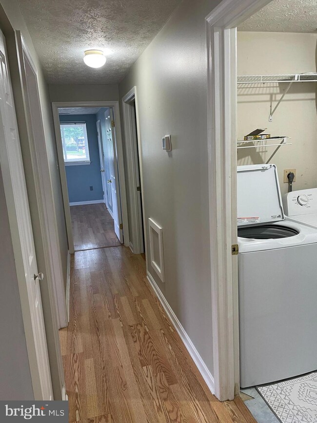 2137 Wainwright Ct unit BA, Frederick, MD 21702 - photo 4