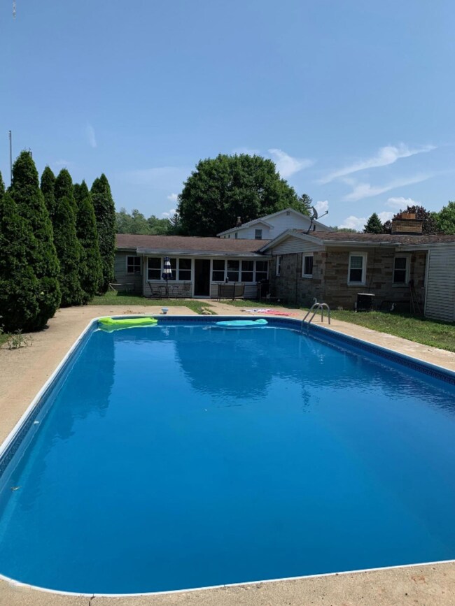 287 W st joe pool
