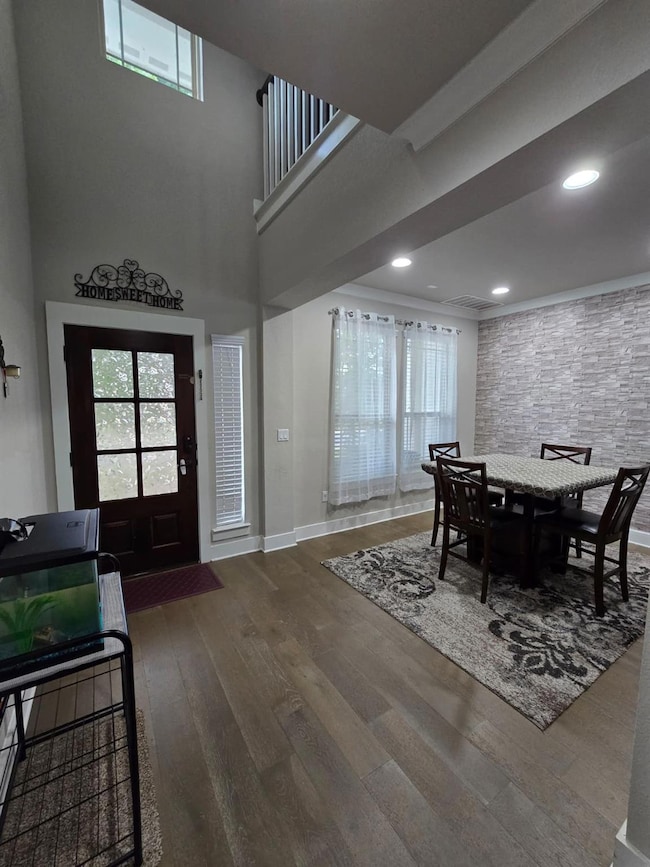 9713 Mcknight Loop unit 34, Austin, TX 78717 - photo 5