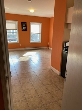 162 Canterbury St unit 2, Worcester, MA 01603 - photo 5