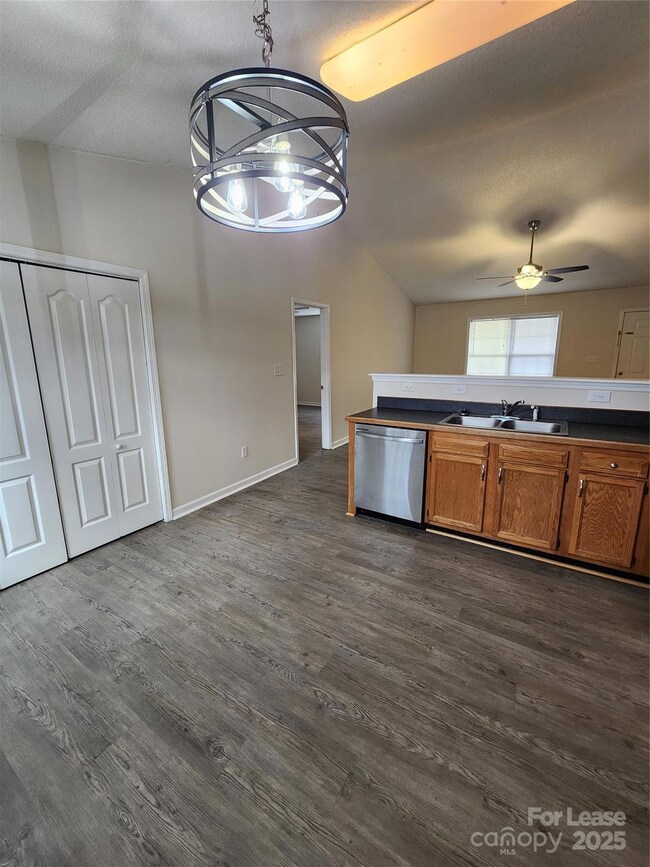 5127 Daffodil Ln, Concord, NC 28025 - photo 7