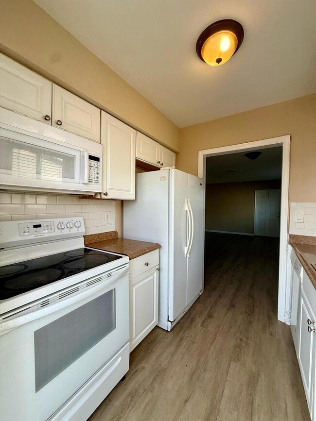 2920 NE 7th Ave unit B, Pompano Beach, FL 33064 - photo 4